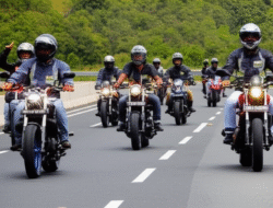 Etika Touring Motor dalam Rombongan Besar